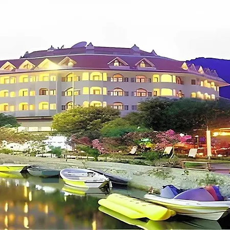 Fortuna Hotel